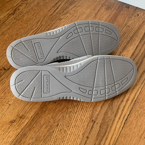 Sperry Top Sider Ladies size 9 - Picture 6 of 7